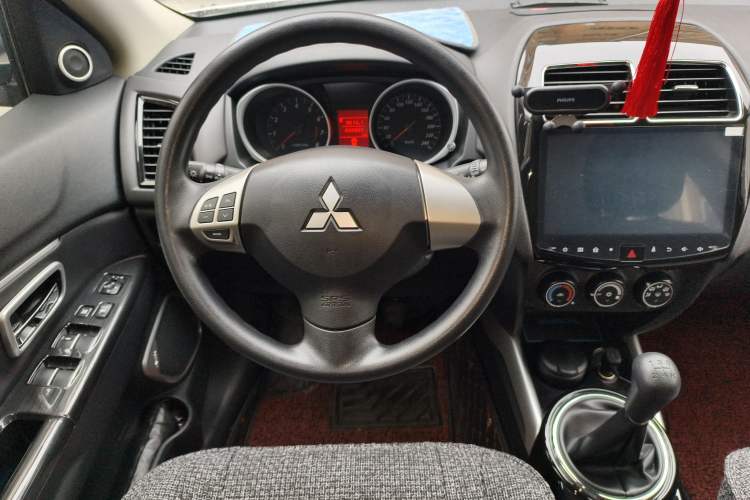 Used Mitsubishi ASX 2018 1.6L Manual Two-Wheel Drive Dynamic Edition Steering Wheel