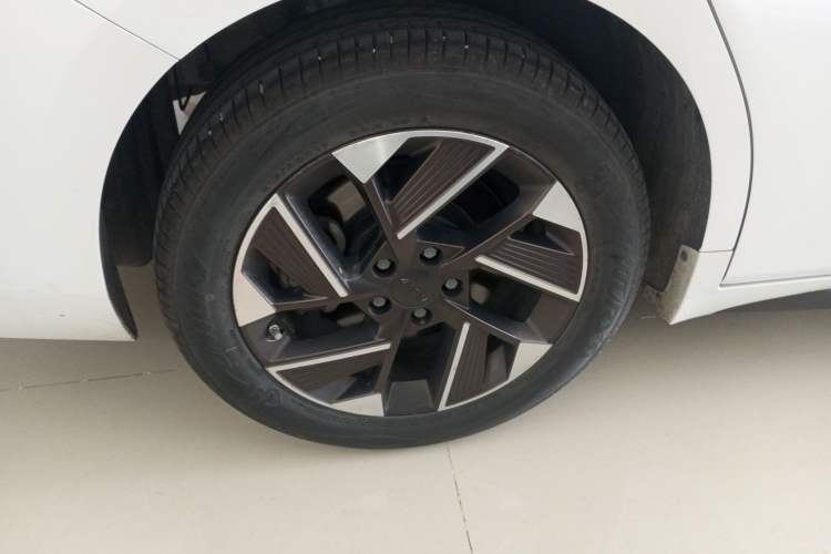 Used AION S Plus 2023 70 Enjoyment Edition Ternary Lithium