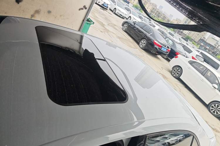 Used Volkswagen Sagitar 2015 1.6L Automatic Comfort Model