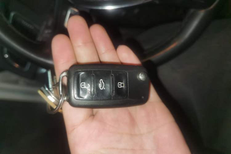 Used Volkswagen Lavida 2017 1.6L Manual Comfort Edition