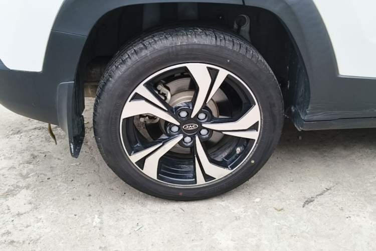 Used JAC Group X4 2020 1.5T CVT Elite Model
