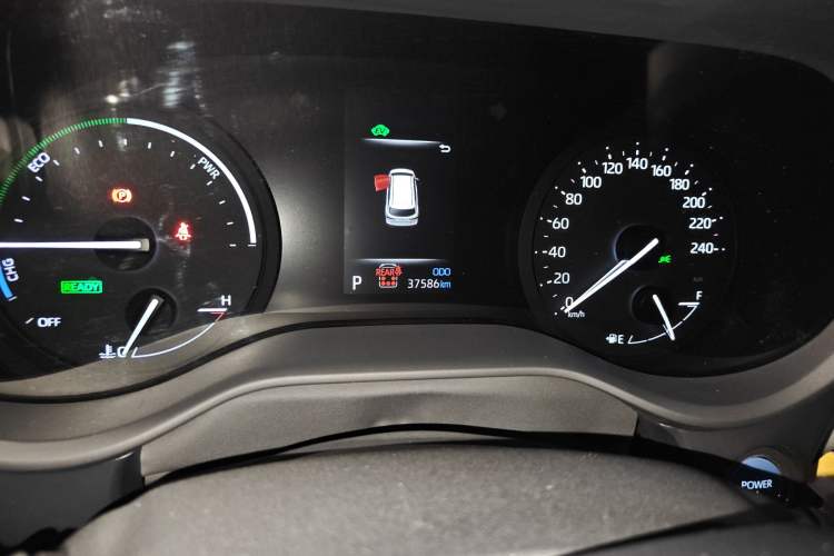 Used Toyota Sienna 2023 2.5L Hybrid Comfort Edition