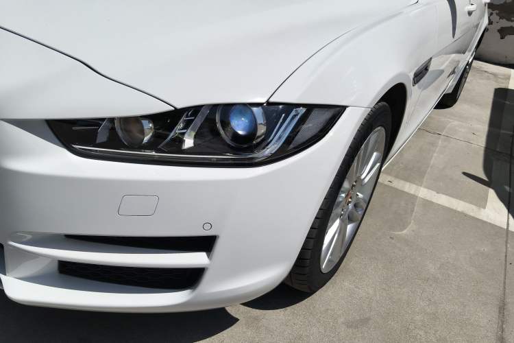Used Jaguar XEL 2019 2.0T 250 PS Premium Edition Left Front Headlight