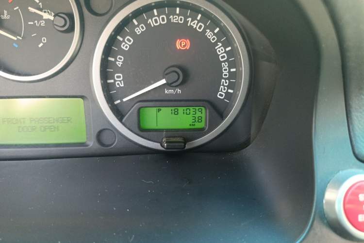 Used Land Rover Freelander 2 2011 3.2L i6 HSE Gasoline Edition
