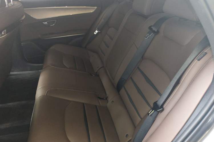 Used BYD Han 2020 EV Long-Range Luxury Model Interior 4