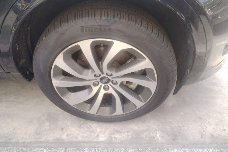 Used Land Rover Discovery Sport 2020 249 PS R-Dynamic Performance Edition
