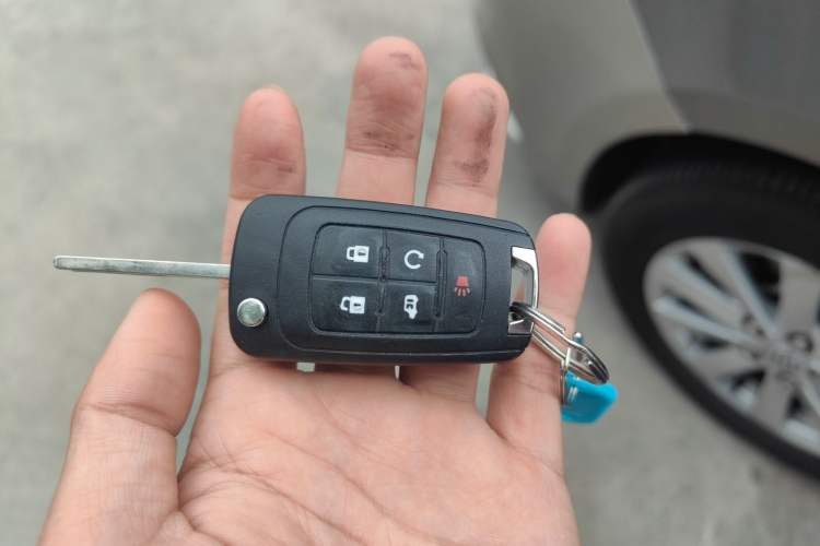 Used Buick GL8 2017 25S Luxury Version China V Standard Vehicle Key