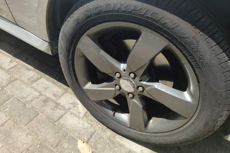 Used Mercedes-Benz GLK-Class 2013 GLK 300 4MATIC Dynamic Sunroof Model