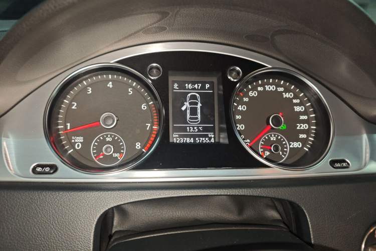 Used Volkswagen FAW-Volkswagen CC 2012 1.8TSI Elite Edition Instrument Cluster