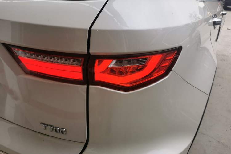 Used Zotye T700 2017 1.8T Dual-Clutch Prestige Model Right Rear Taillight