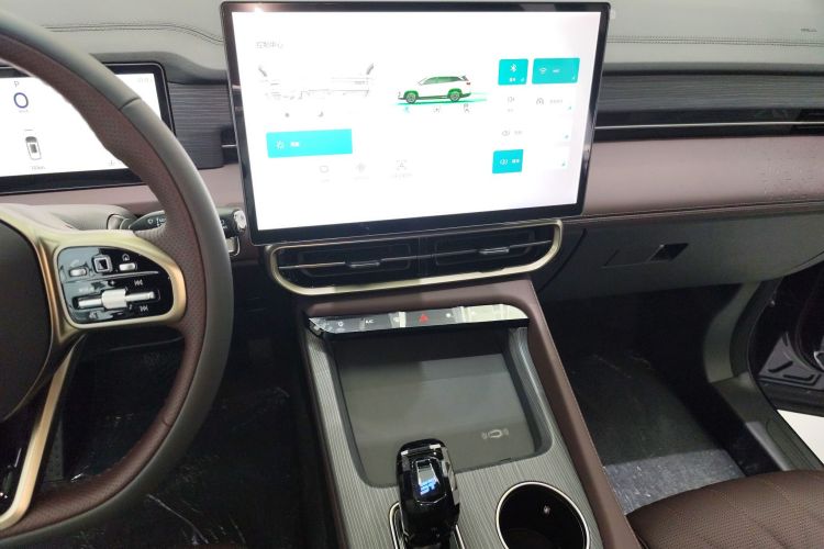 Used JETOUR X90 PRO 2024 1.6T DCT Elite Edition 5 Seats
