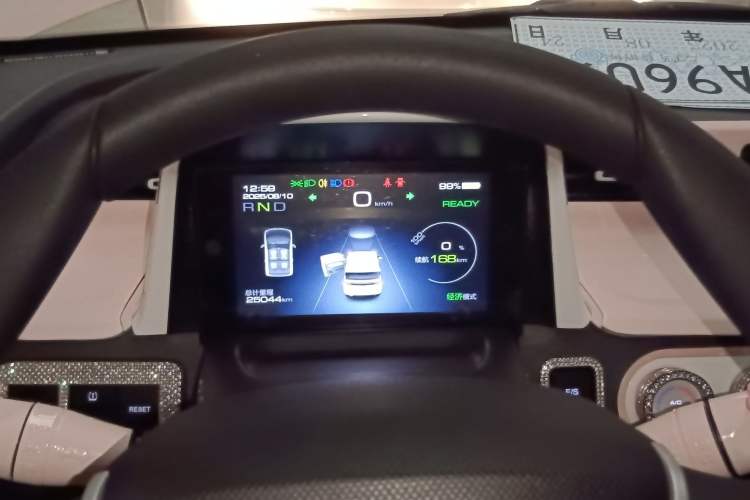 Used Wuling Hongguang MINIEV 2022 Macaron Premium Model – Lithium Iron Phosphate