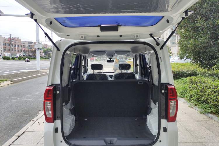 Used Wuling Zhiguang New Energy 2025 Standard Model