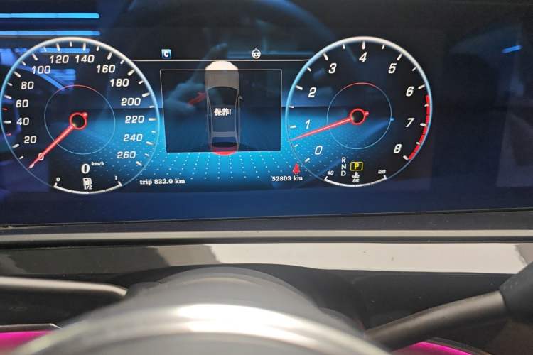 Used Mercedes-Benz S-Class 2010 S 400 L HYBRID Odometer Close Up