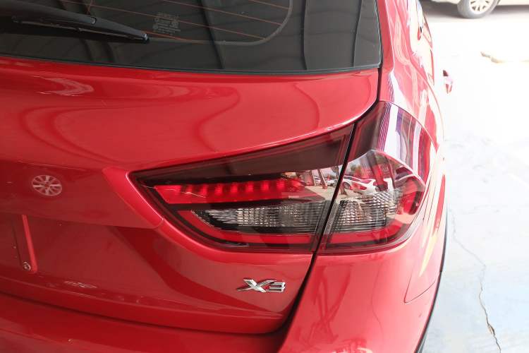 Used Geely Auto Vision X3 2020 1.5L CVT Luxury Model Right Rear Taillight