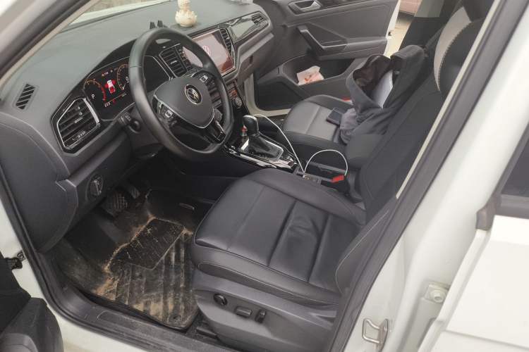 Used Volkswagen T-ROC 2022 280TSI DSG Two-Wheel Drive Comfort PLUS Left Front Seat