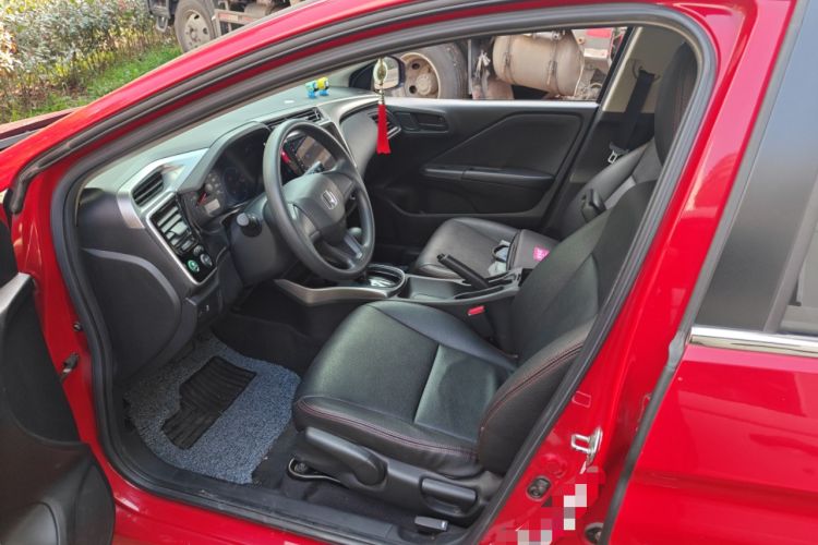 Used Honda City 2015 1.5L CVT Luxury Edition
