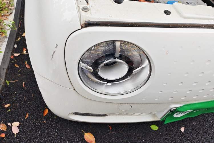 Used ORA Black Cat 2021 351 km Standard Version Right Front Headlight