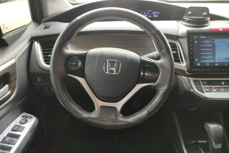 Used Honda Jade 2017 1.8L automatic Comfort version 5 seats