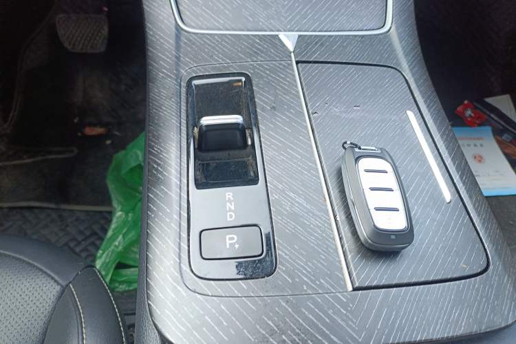 Used Venucia V DD-i 2023 110 km iE Version
