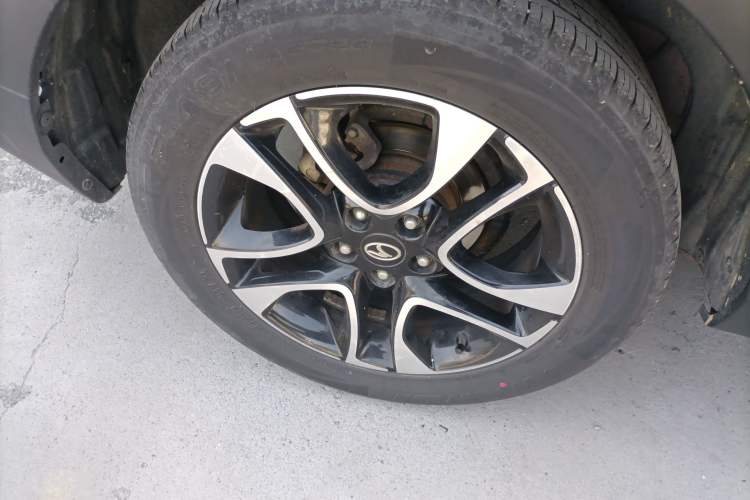 Used Soueast DX7 2017 1.5T Automatic Glory Edition Right Rear Wheel Hub