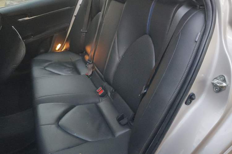 Used Toyota Camry 2019 2.5G Luxury Edition China VI Standard Left Rear Seat