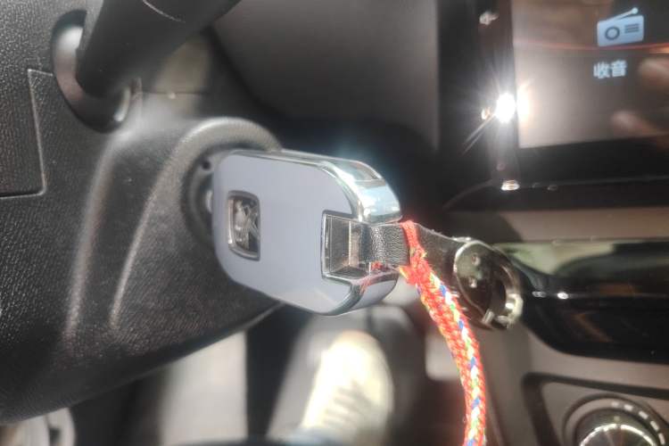 Used Peugeot 308 2016 1.6L Automatic Fashion Edition