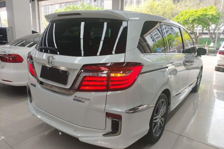 Used Honda Elysion 2019 2.0L Hybrid Luxury Edition
