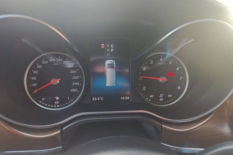 Used Mercedes-Benz V-Class 2021 V 260 L Long-wheelbase Luxury Edition