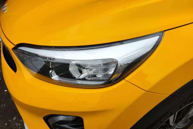 Used Kia kx1 Stonic 2021 1.4L CVT Sunroof Model