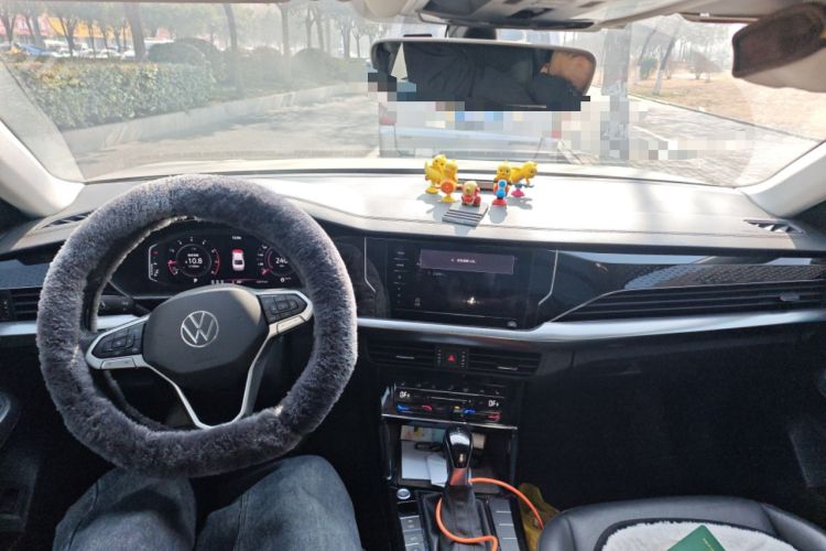 Used Volkswagen Passat 2022 330TSI Elite Edition Center Console