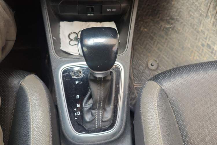 Used Kia kx1 Stonic 2021 1.4L CVT Fun Edition
