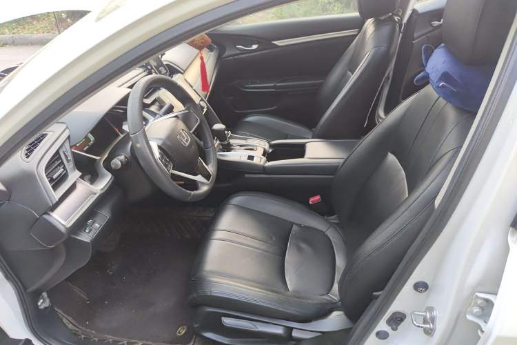 Used Honda Civic 2016 220TURBO CVT Luxury Edition Driver Seat
