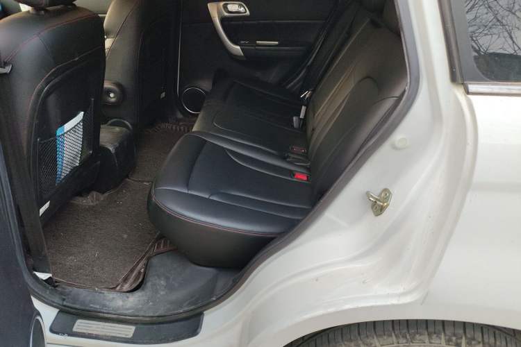 Used Haval H6 2016 Upgraded Model 1.5T Manual Two-Wheel Drive Elite Version
