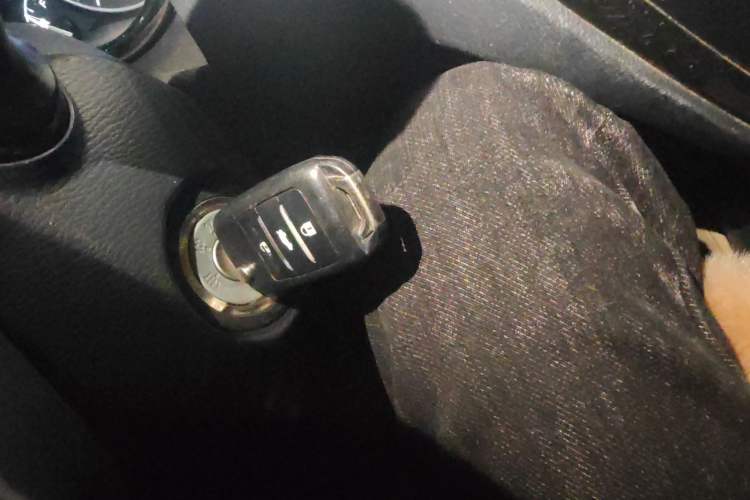 Used Changan Alsvin V7 2016 1.6L Manual Enjoyment Model China V Standard
