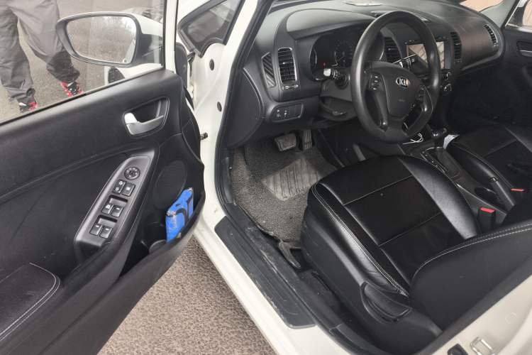 Used Kia K3 2015 1.6L Automatic GL