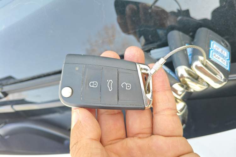 Used Volkswagen Tacqua 2023 200TSI DSG Joy-Connect Edition