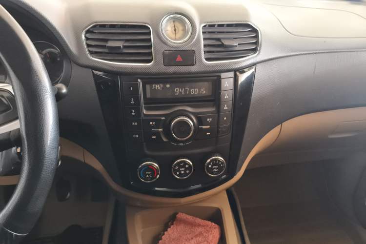 Used Wuling Hongguang 2014 1.5L S Comfort Model