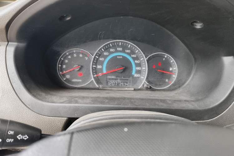 Used Wuling Rongguang V 2016 1.5L Standard Version Instrument Cluster
