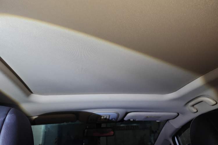 Used BYD Song MAX 2019 1.5T Automatic Smart Connect Prestige Model 6 Seats China VI Standard Headliner