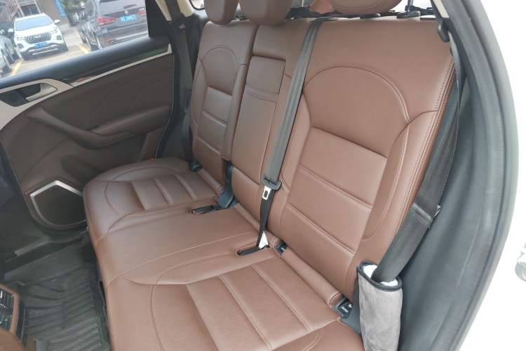 Used Haval H7 2017 Red-Label H7L 2.0T Automatic Prestige Model

