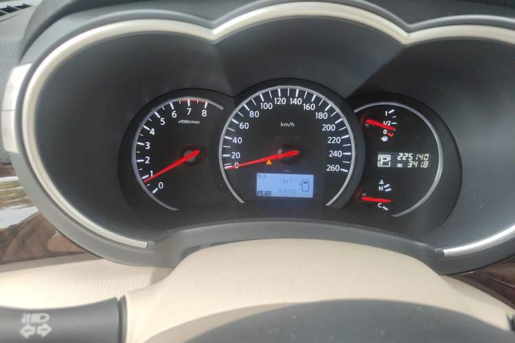 Used Nissan Quest 2015 3.5L SL