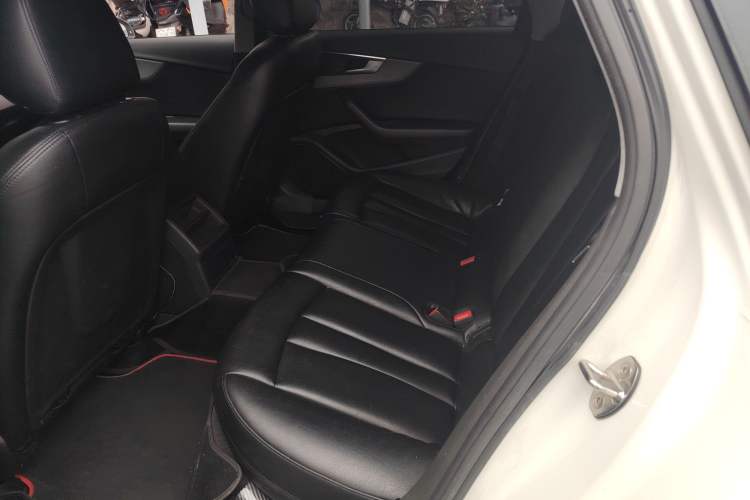 Used Audi A4L 2017 Plus 40 TFSI Ambition Model