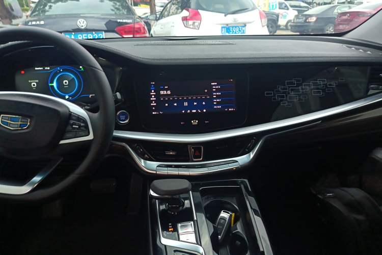 Used Geely Auto Emgrand GT New Energy 2018 1.5T PHEV Yaoyue Edition
