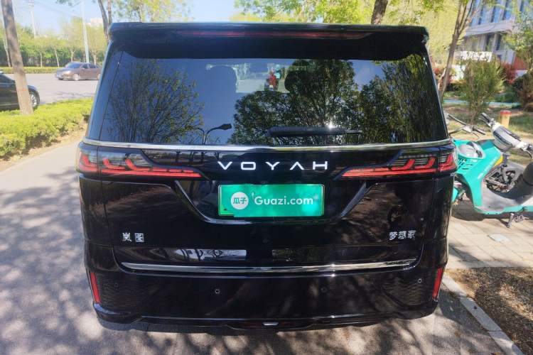Used VOYAH Dream 2025 PHEV Four-Wheel-Drive Flagship Kunpeng Edition Rear