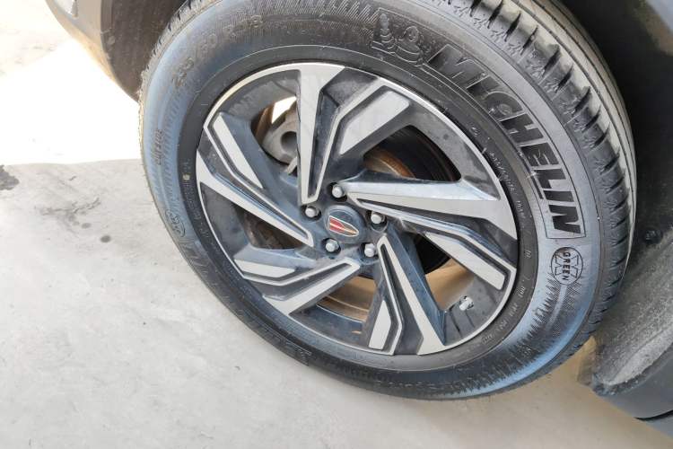 Used Hongqi HS5 2022 Revised Version 2.0T Smart Connect Flagship Edition
