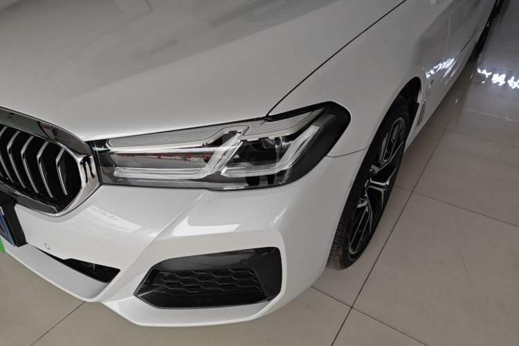 Used BMW 5 Series 2023 530Li Luxury Edition M Sport Package Left Front Headlight