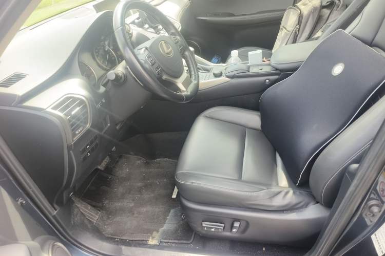 Used Lexus NX 2015 200T All-Wheel-Drive Fēngshàng Edition Left Front Seat