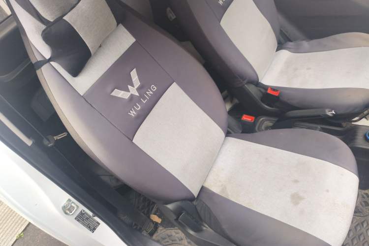 Used Wuling Hongguang MINIEV 2020 Freedom Version Lithium Iron Phosphate Right Front Seat