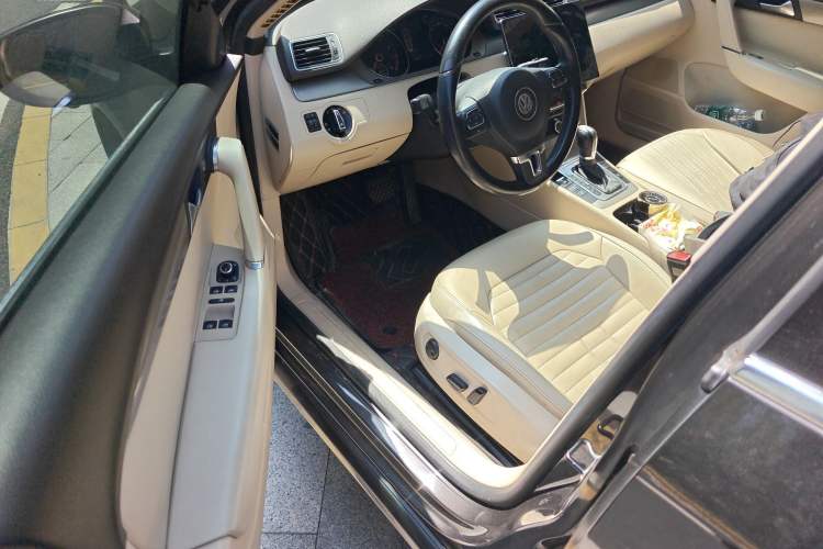 Used Volkswagen Magotan 2012 Revised Version 1.8TSI Leading Edition
